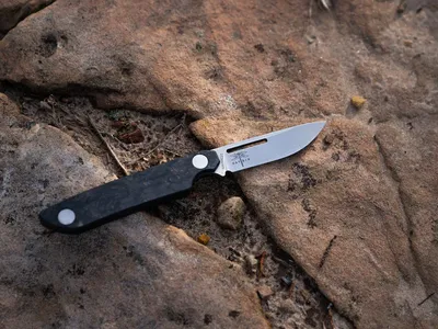 Day six dragonfly fixed blade knife- two knives in one
