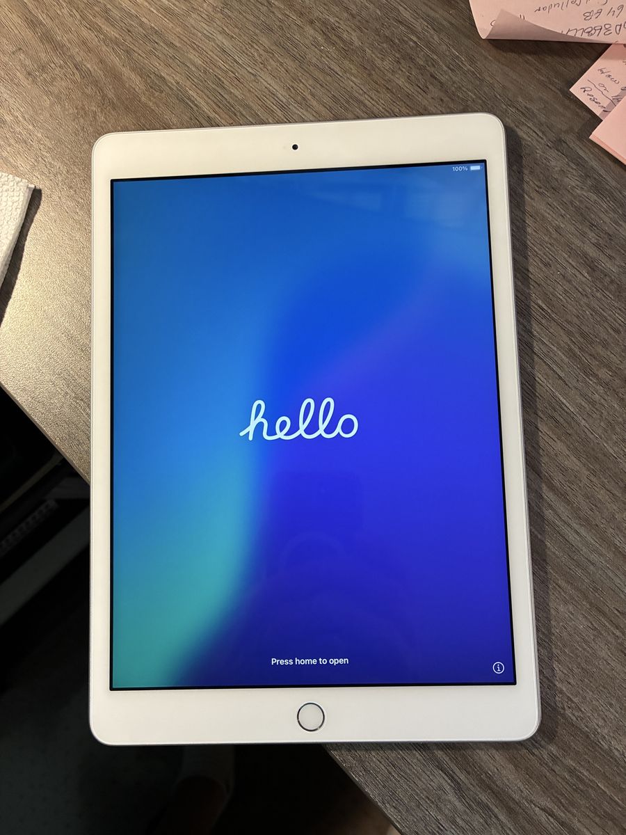 iPad 7th Gen. 32 GB