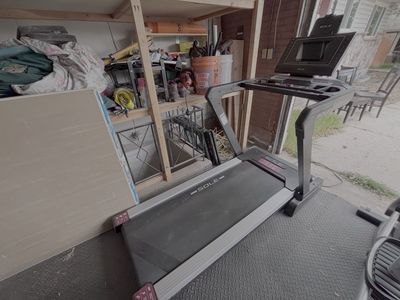 Sole F80 Treadmill – Amazing condition