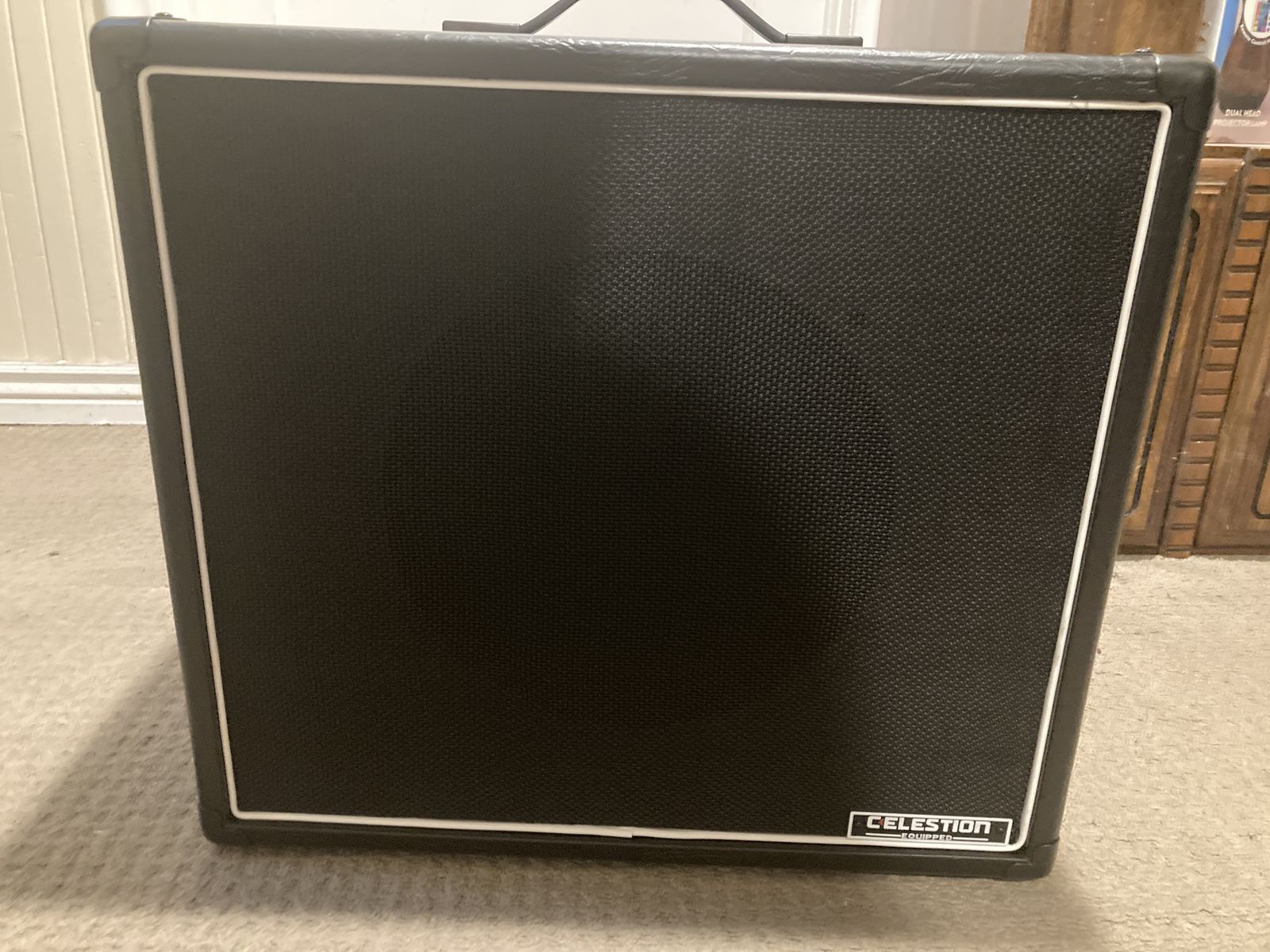 1x12 Cab with Celestion Vintage 30 - like new