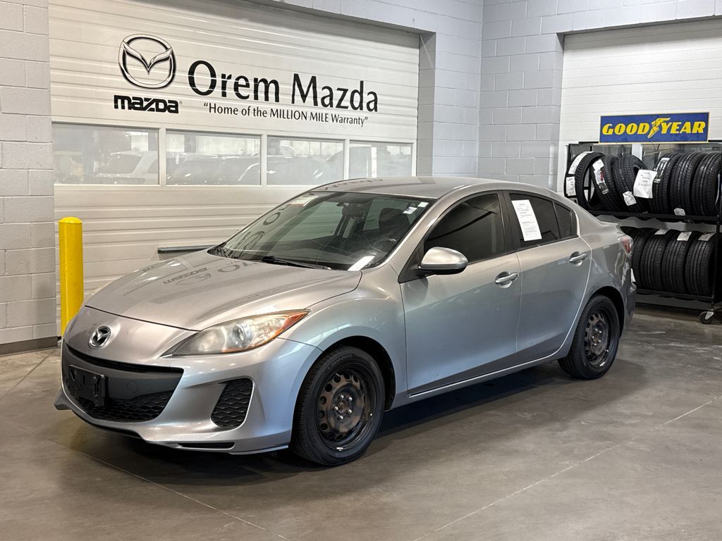 2013 Mazda Mazda3 i Sport