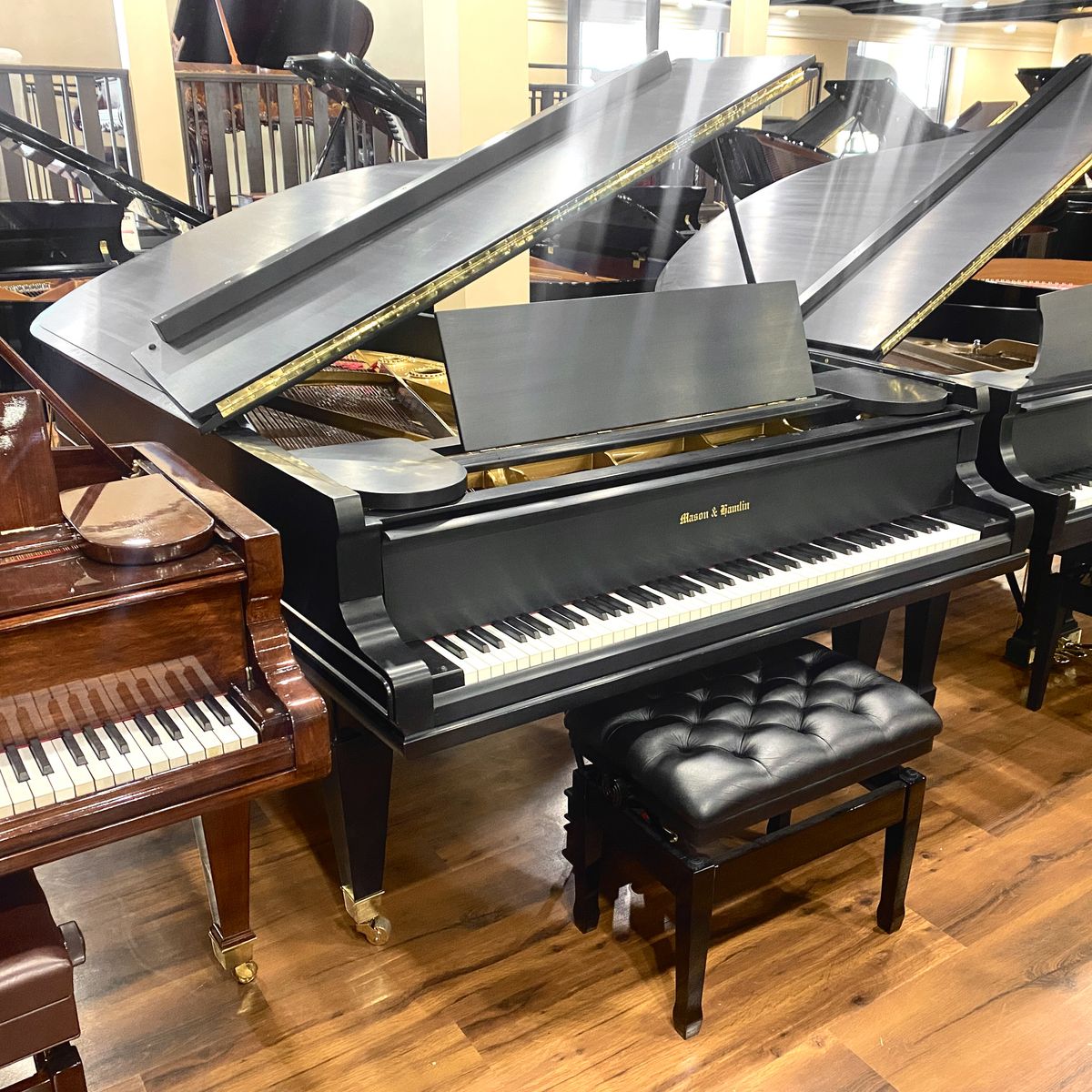 LIKE NEW MASON & HAMLIN GRAND PIANO