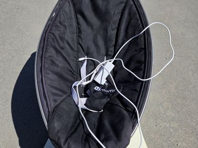 4moms Mamaroo Swing, Black with Power Cord