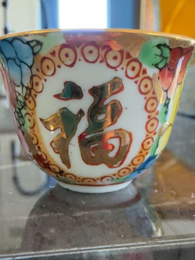Main image 3