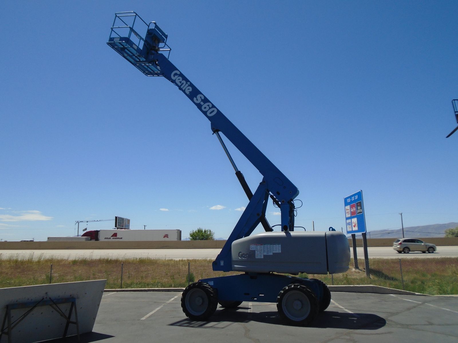 2007 GENIE S-60 BOOMLIFT