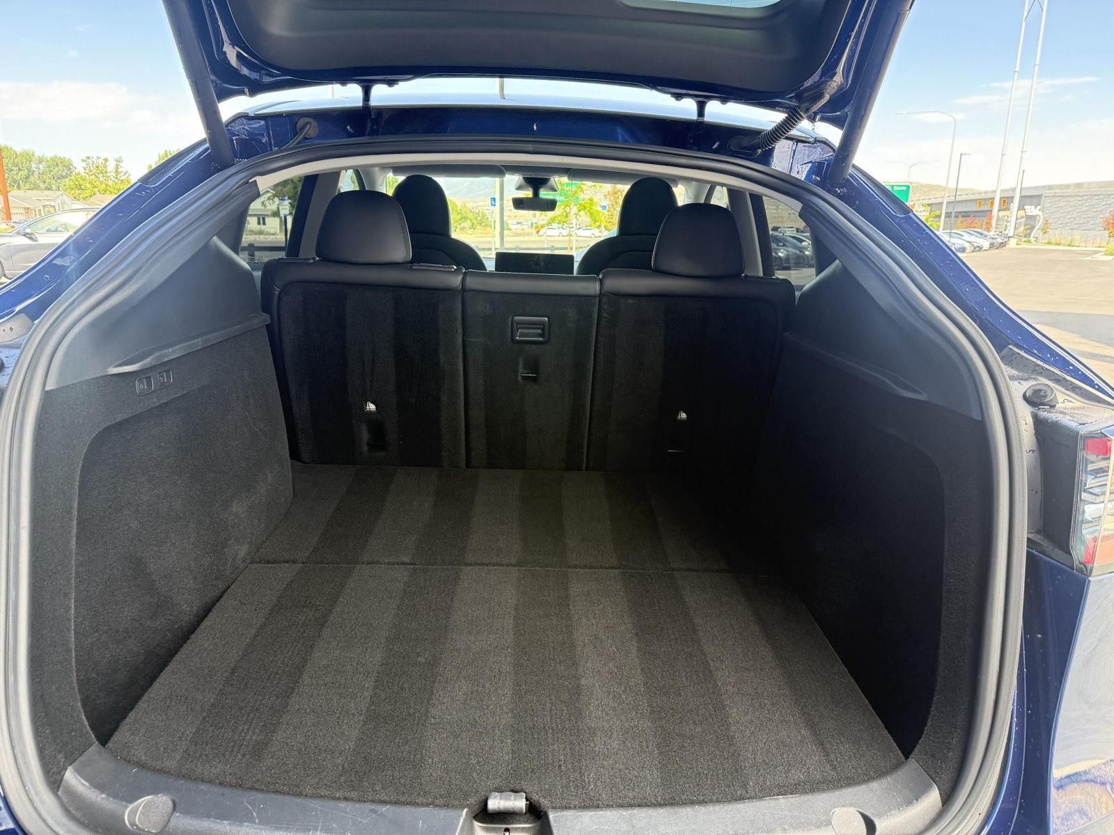 Main image 18