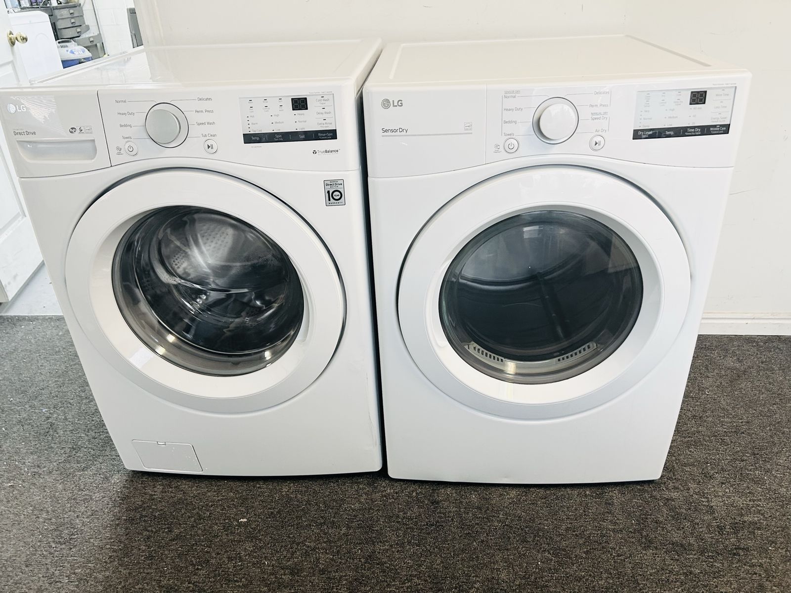 2023 LG washer and dryer set