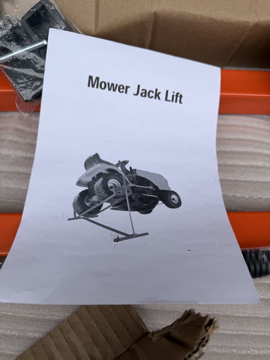 Lawn Tractor Lift Series Lift for Riding Mower - New in Box