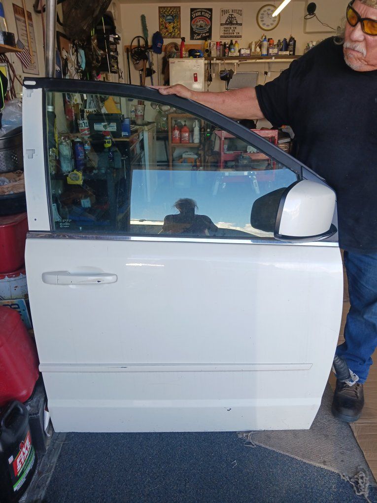 Used Chrysler Town & Country Van Front Passenger Side Door - Complete Assembly w/ Mirror & Interior Panel