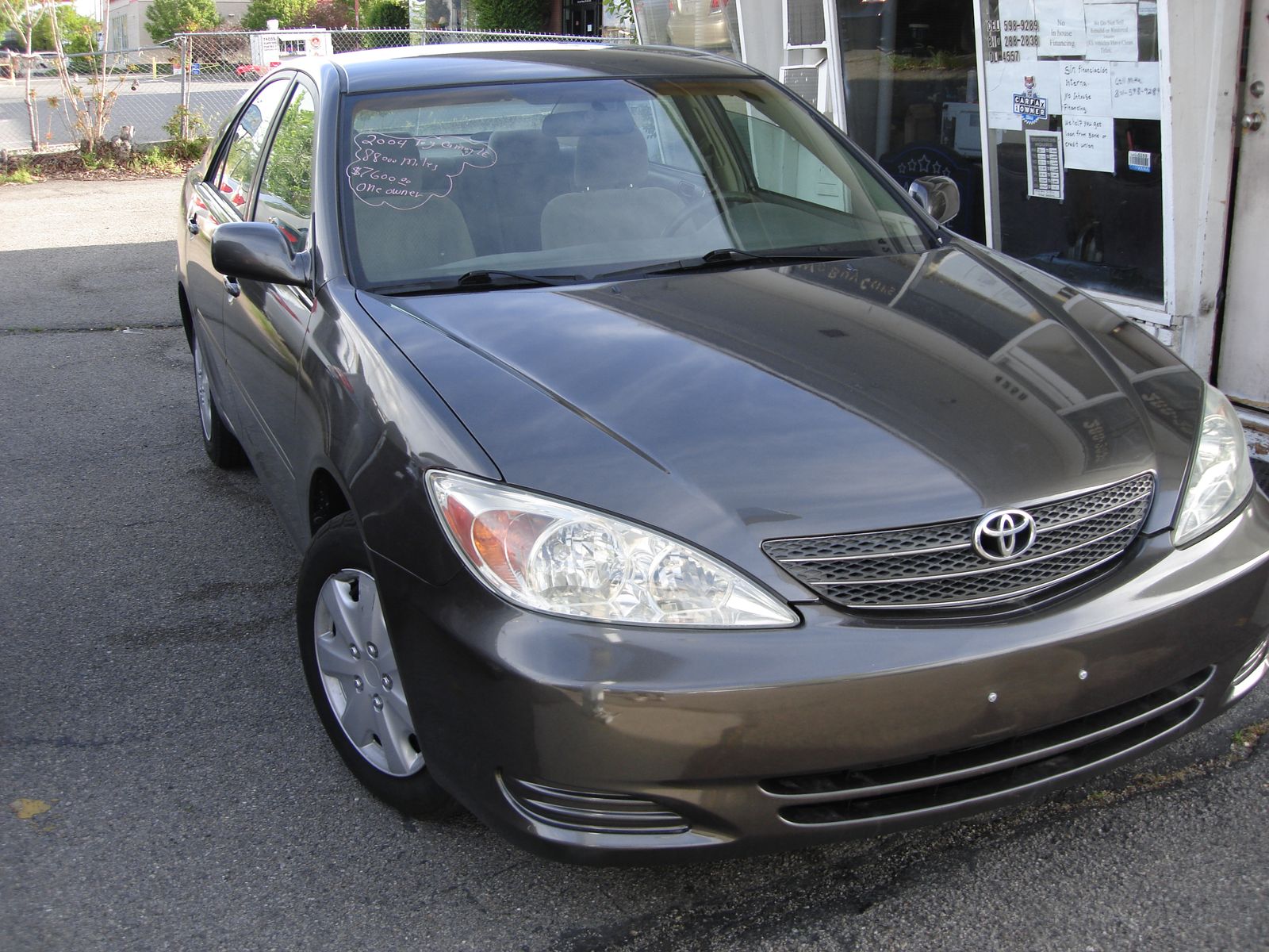 2004 Toyota Camry LE