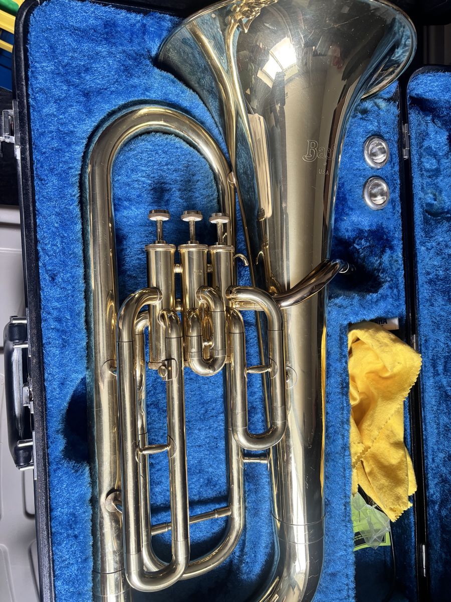 Baritone - Euphonium with case and extra