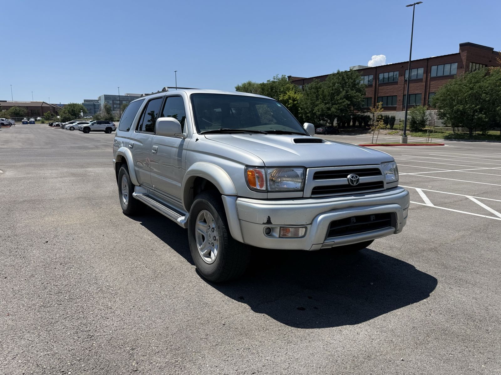 Main image 7
