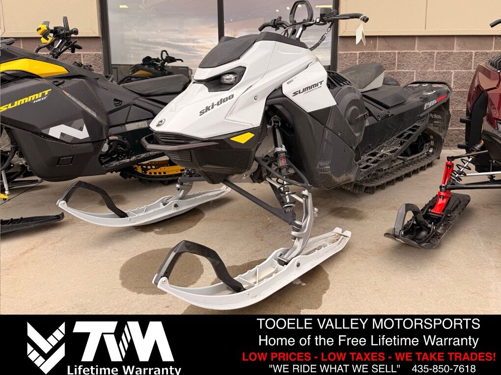 2025 SKI-DOO SUMMIT ADRENALINE 146 850 POWDERMAX