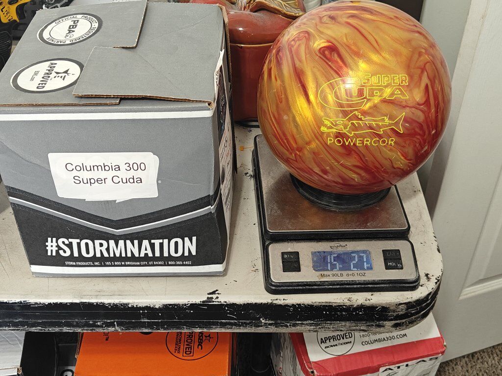 15lb Columbia 300 Super Cuda Pearl Bowling Ball