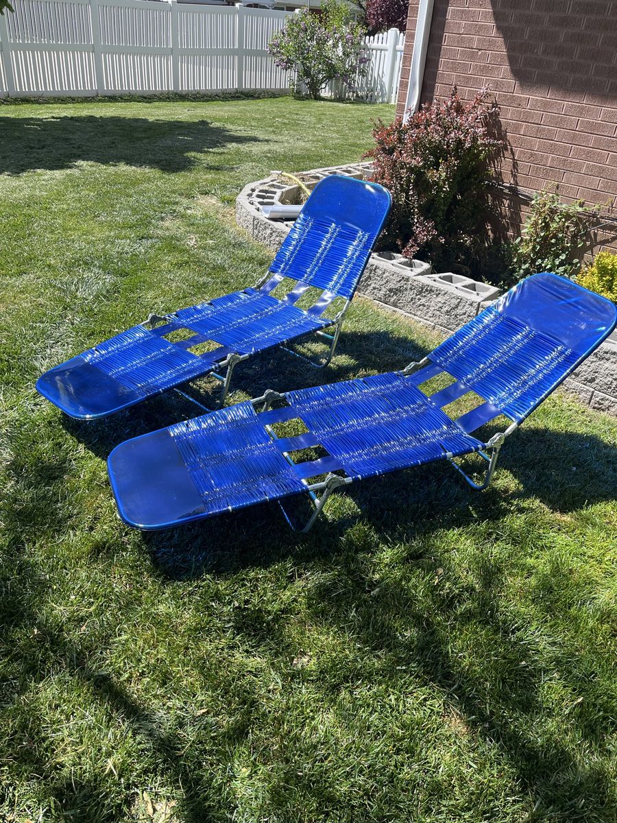 Vintage Trip Folding Lawn Lounger