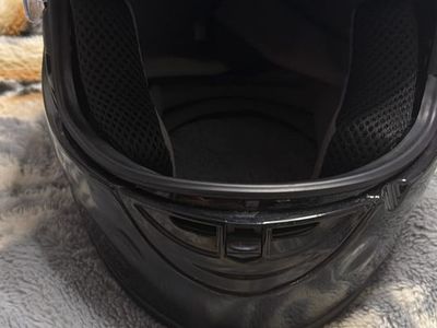 Black Full-Face Motorcycle Helmet - Used like new in great Condition