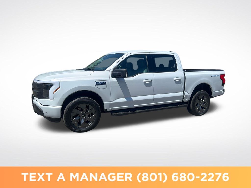 2025 Ford F-150 Lightning Flash