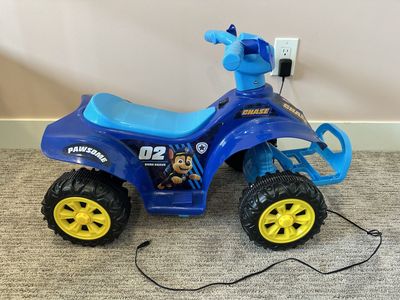 v6 ride on 4 wheeler toy