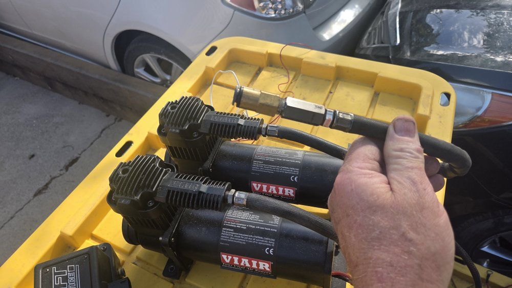 Air Lift Performance Air Suspension Kit VIAIR 444C Compressors, Tanks, Manifold, fittings