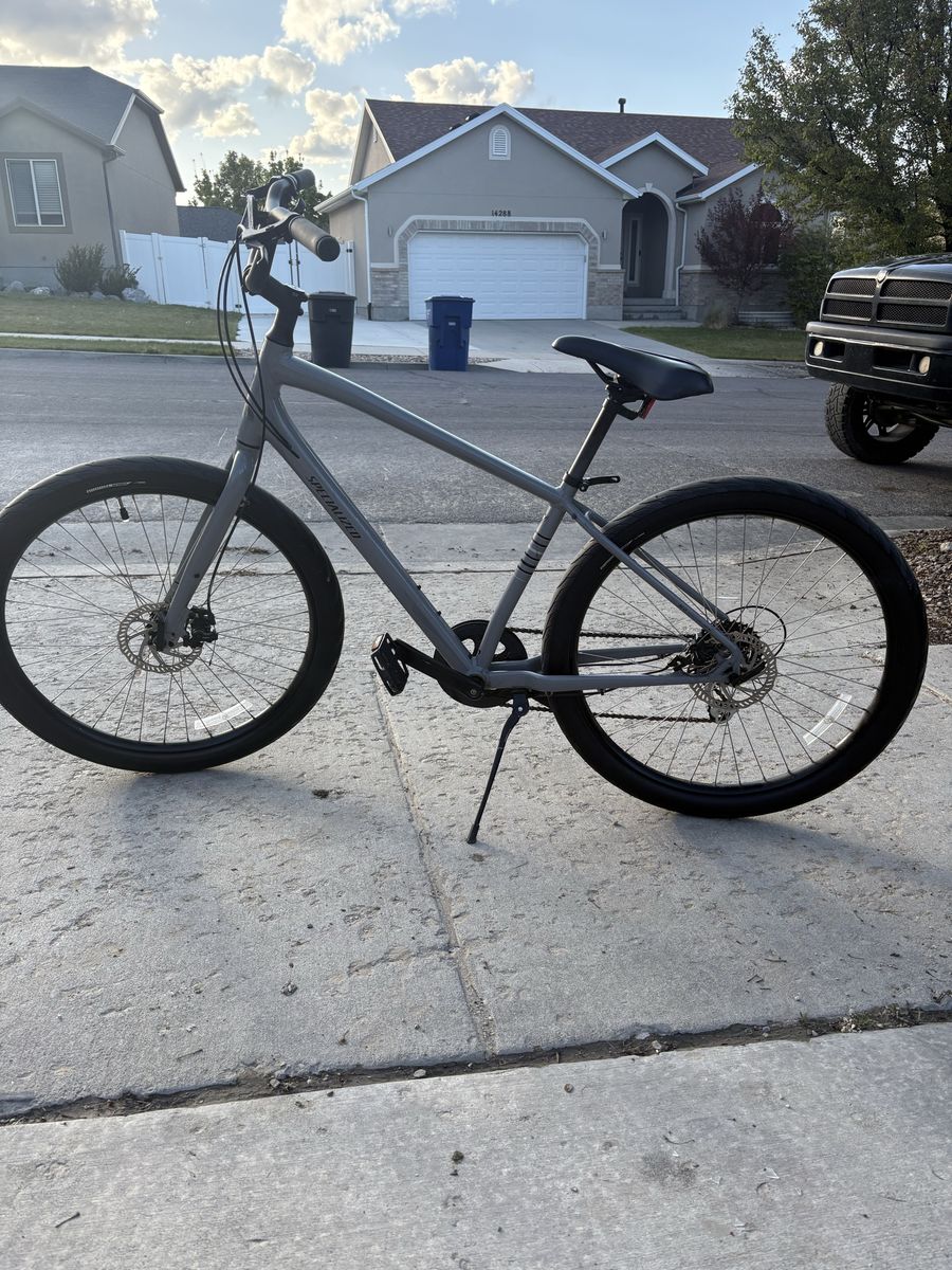 Specialized roll 2.0 bike