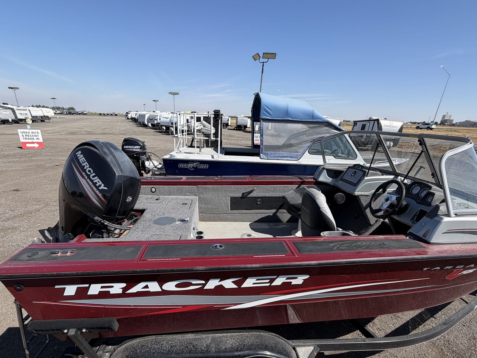 2017 Tracker Targa V-18