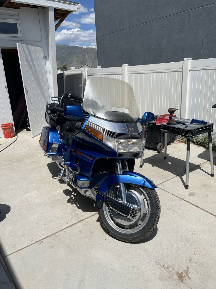 Honda Gold Wing Aspencade GL1500 Touring Motorcycle Blue