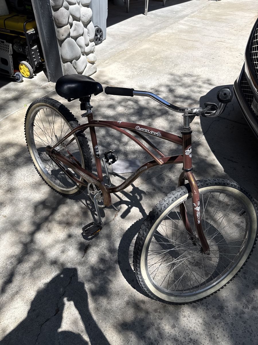 Upland Beach Cruiser bike