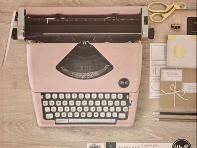 New! In box! We R Memory Keepers Typecast Typewriter - Pink Blush