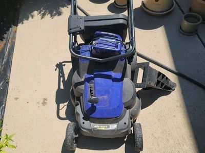 Hart 40V MAX Cordless 20" Push Mower - Battery Powered, Bag Included