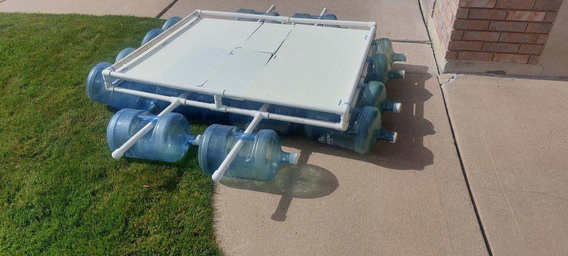 Free DIY Made Pontoon float