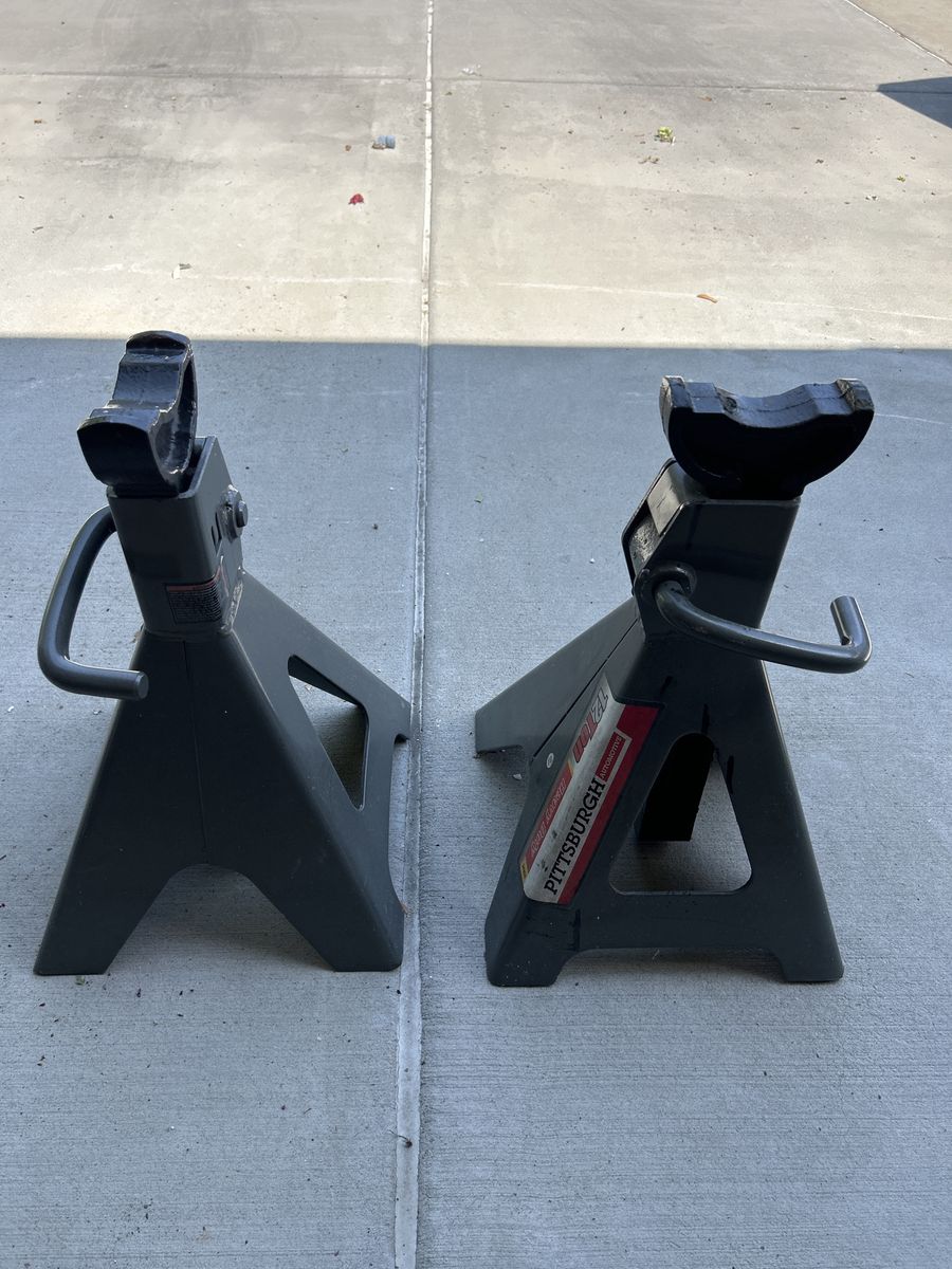 Pittsburgh Automotive 12 Ton Steel Jack Stands (Pair) - Used but Fully Functional