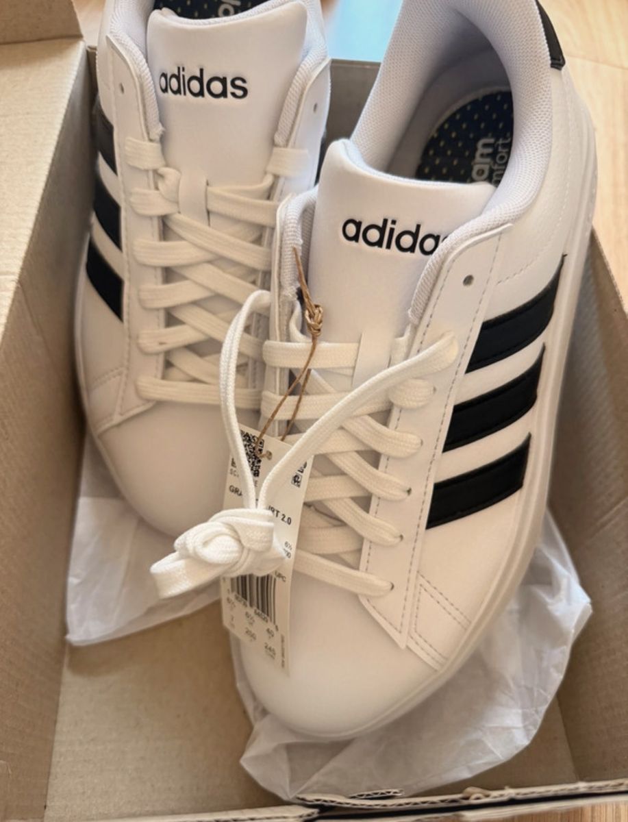 Brand New Adidas Grand Court 2.0 in men’s size 7 / women’s size 8.5 in the US.