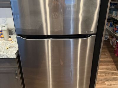LG Top Freezer Refrigerator