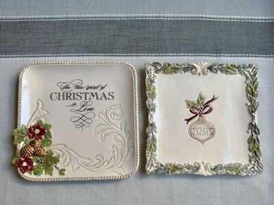 Matching Set Of Christmas Plates