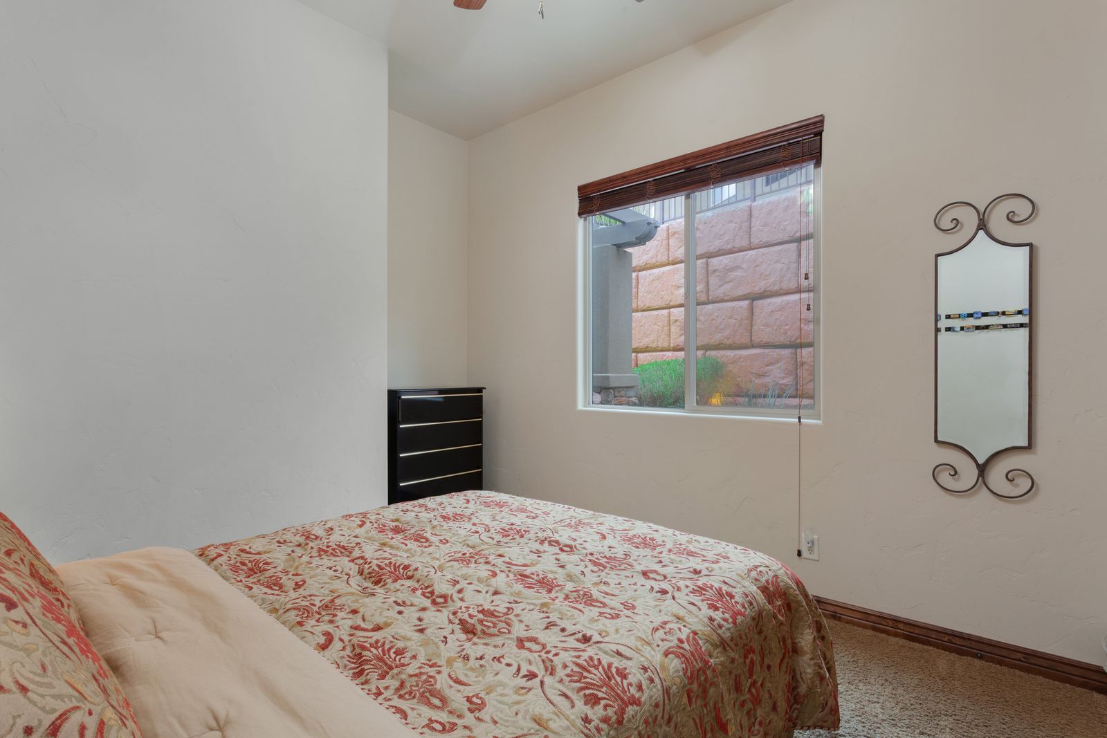 Main image 21