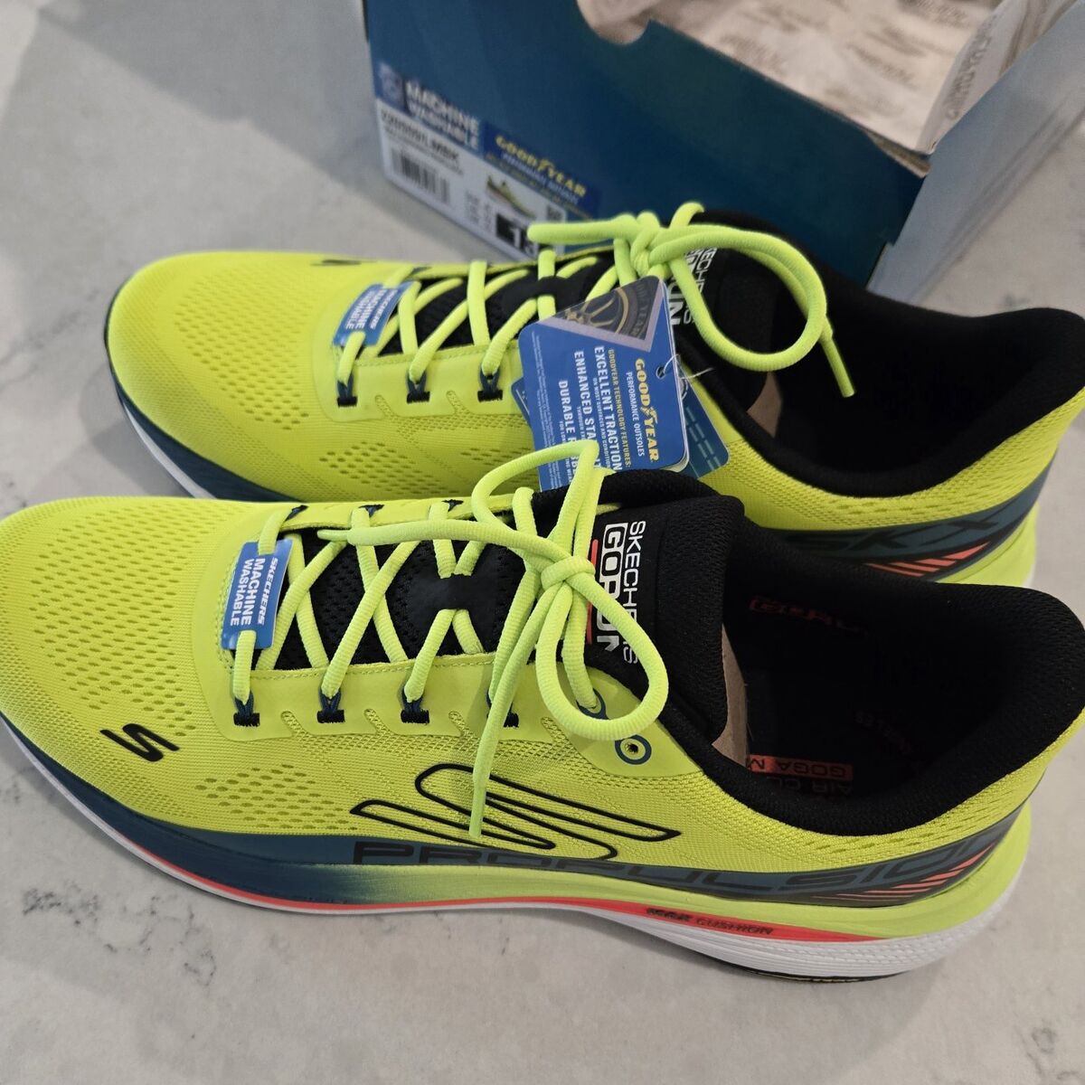 Sketchers Max Propulsion Mens Shoes