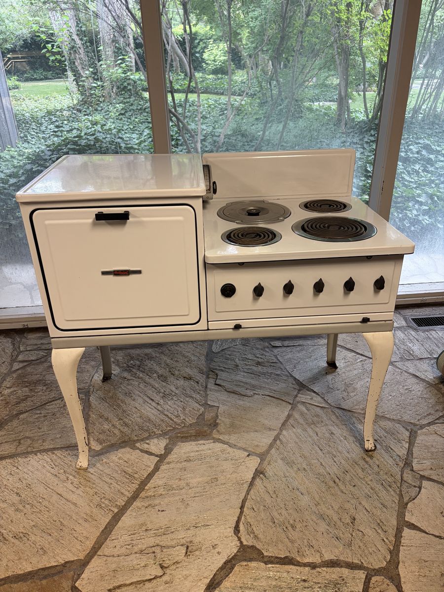 White Vintage Hotpoint Electric Range