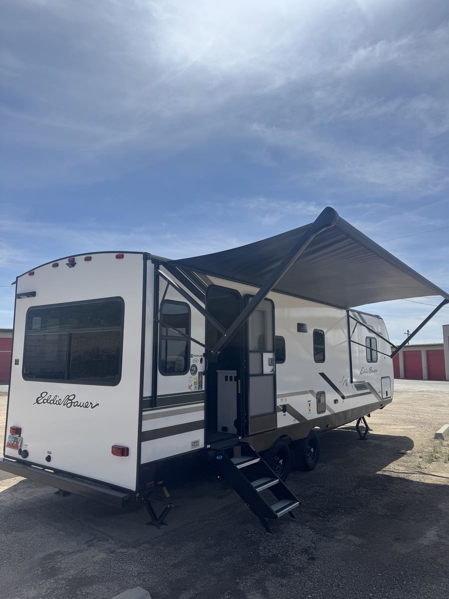 Brand New 31 ft RV!