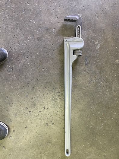 PIPE WRENCH 36''