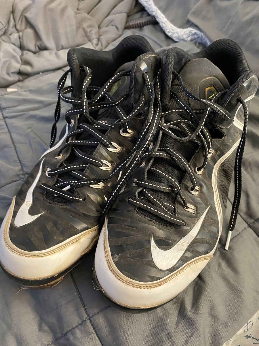 Nike Men's Athletic Cleats 