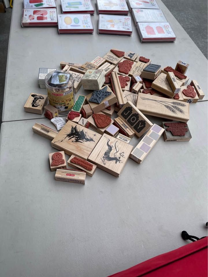 Stamp lot