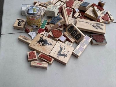 Stamp lot