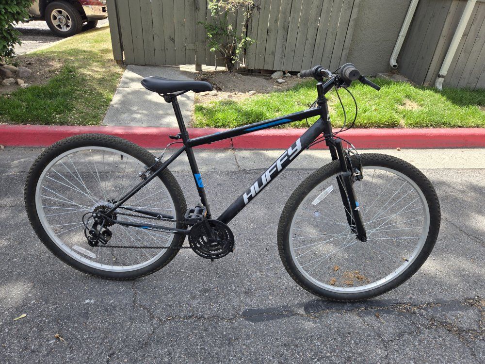 29" Huffy Rock Creek Mountain Bike