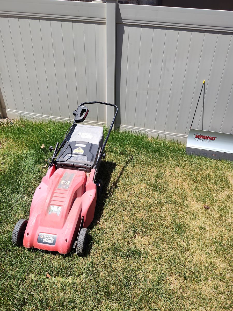 Electric mower