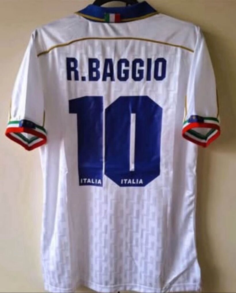 Roberto Baggio #10 | L | Italy Away 1995-96
