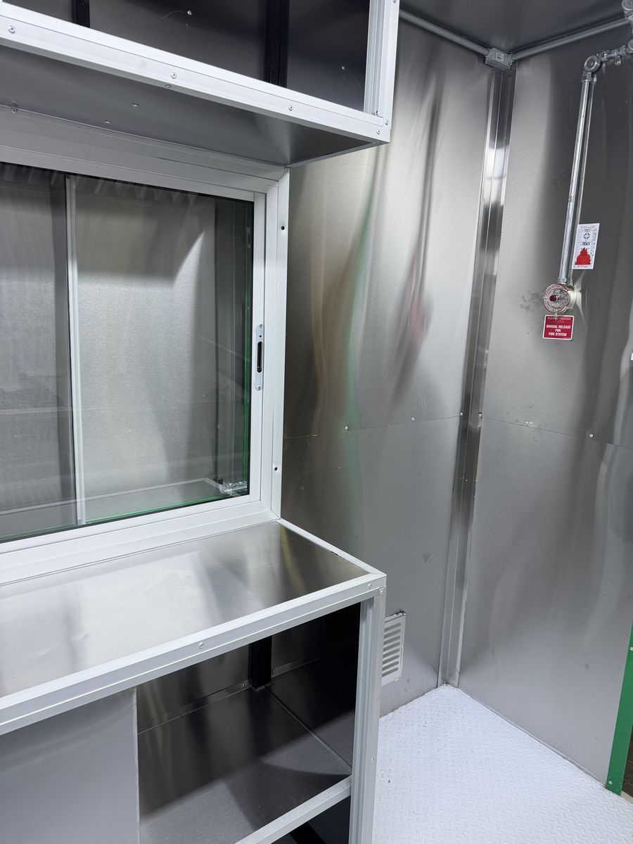 Main image 6