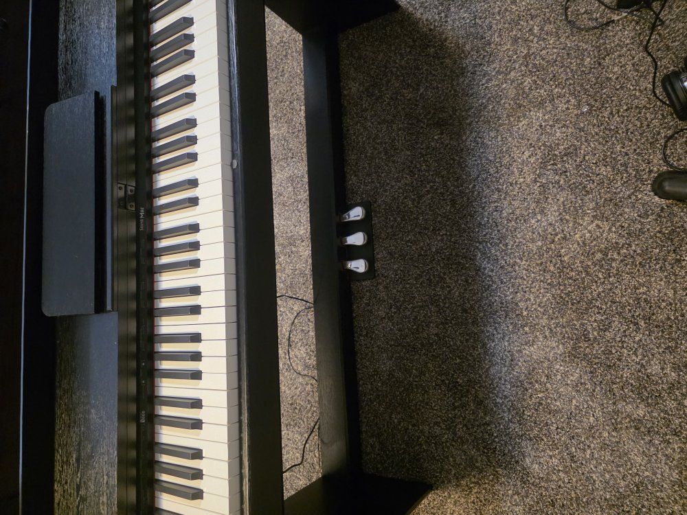 digital piano