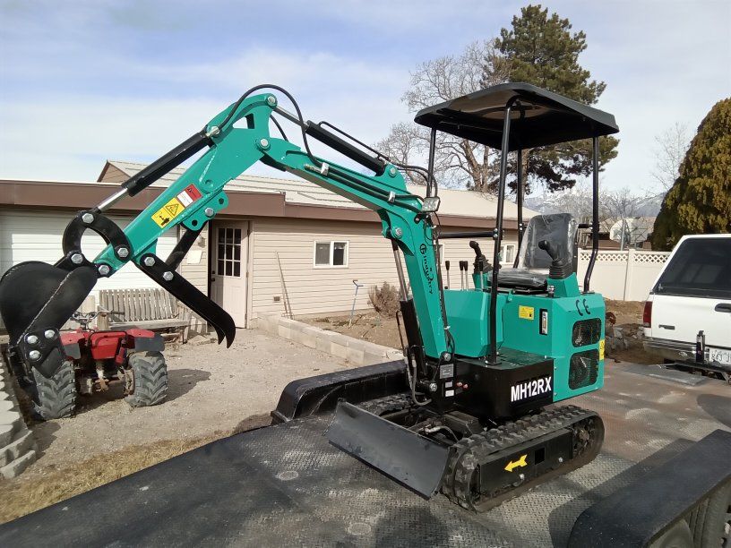 2026 AGT MH12 RX Mini Excavator