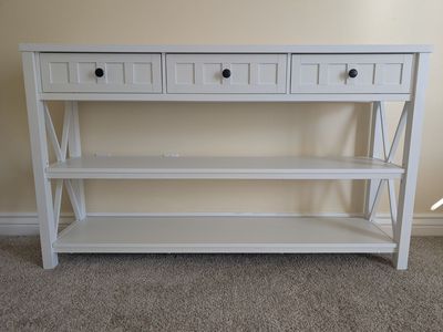 Large White Entry/Console/Accent Table - Excellent, like new