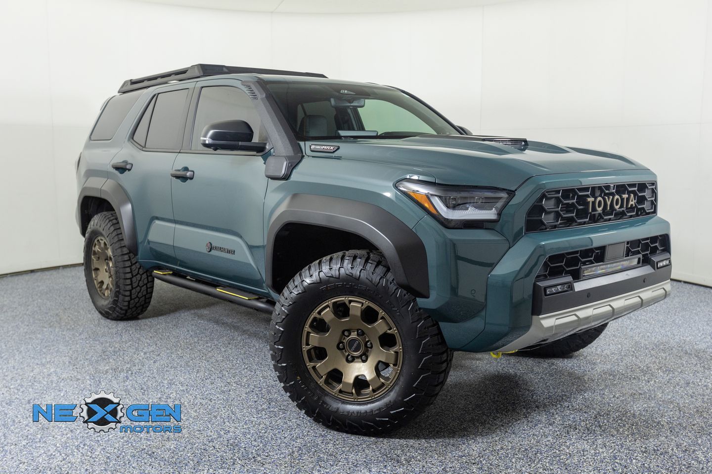 2025 Toyota 4Runner Trailhunter HV